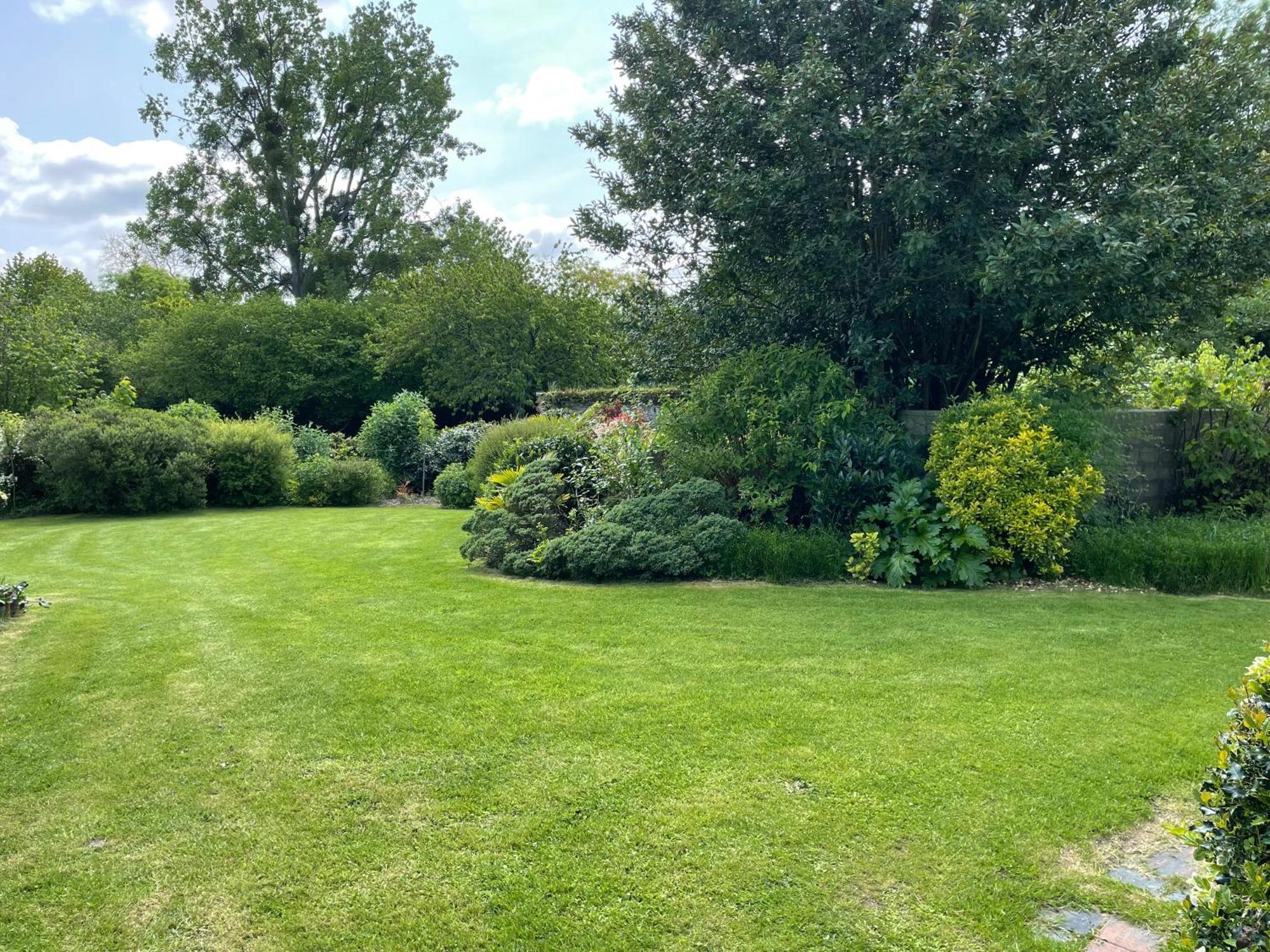 Les Maisons Des Halles Holiday home Cerisy-la-Foret