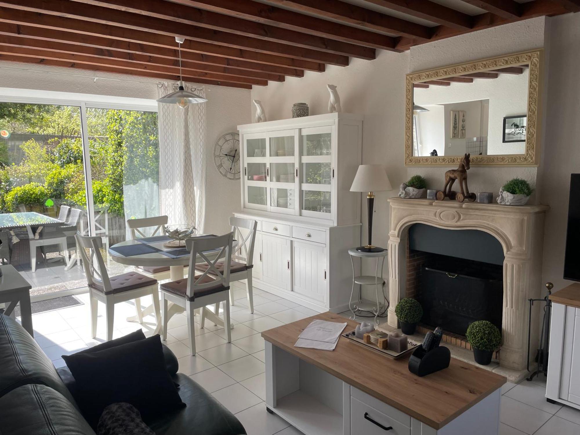 Les Maisons Des Halles Holiday home