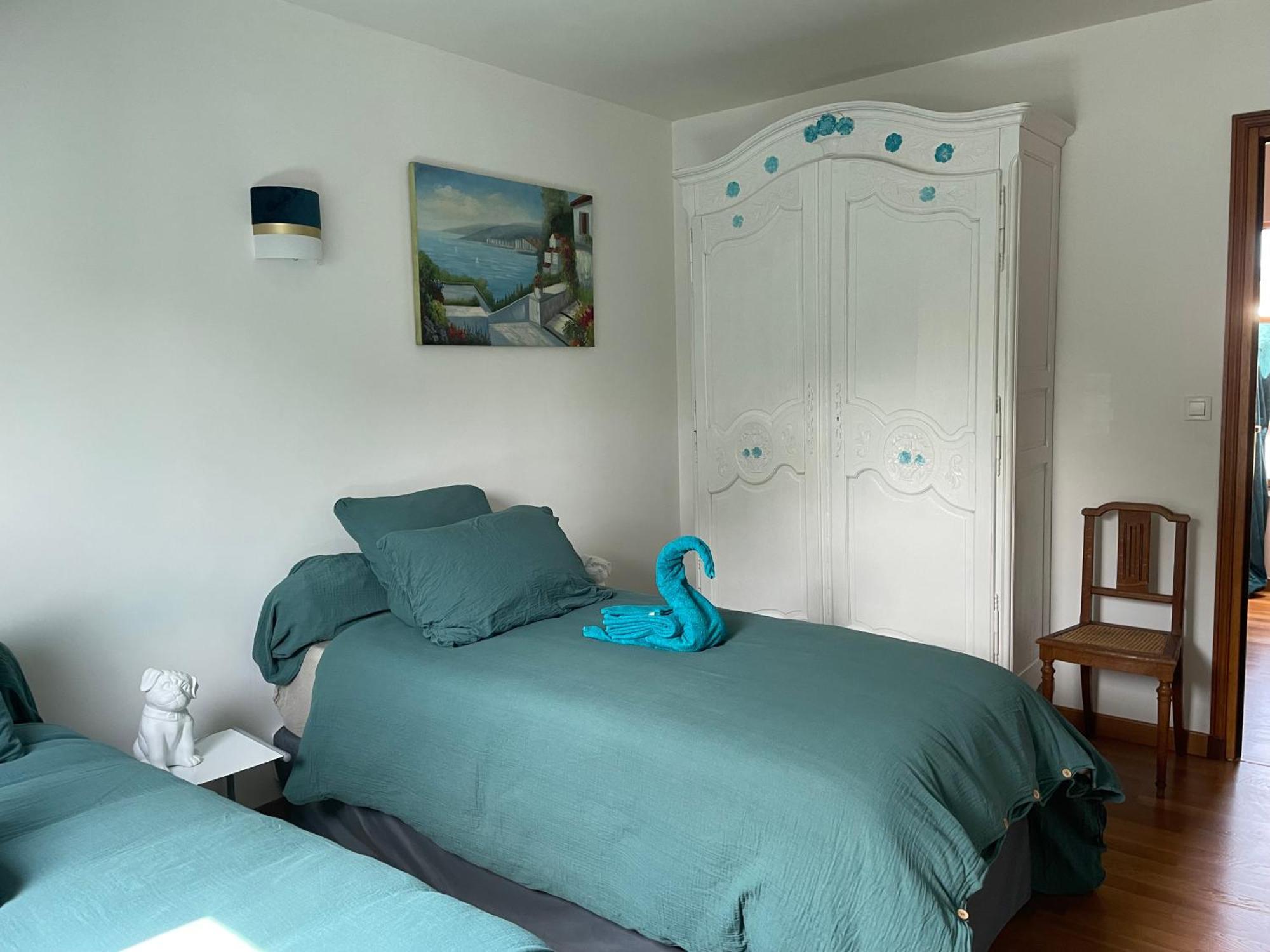 Les Maisons Des Halles Holiday home Cerisy-la-Foret